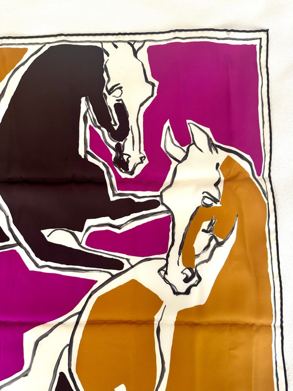 Hermes La Danse des Chevaux Double Face 90 cm Scarf - Like New - Picture 11 of 16